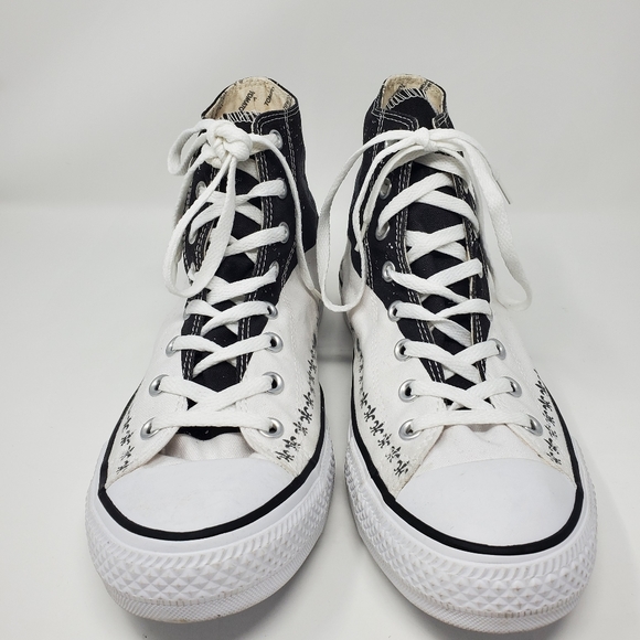 Andy Warhol Black Bean Converse - Picture 3 of 5